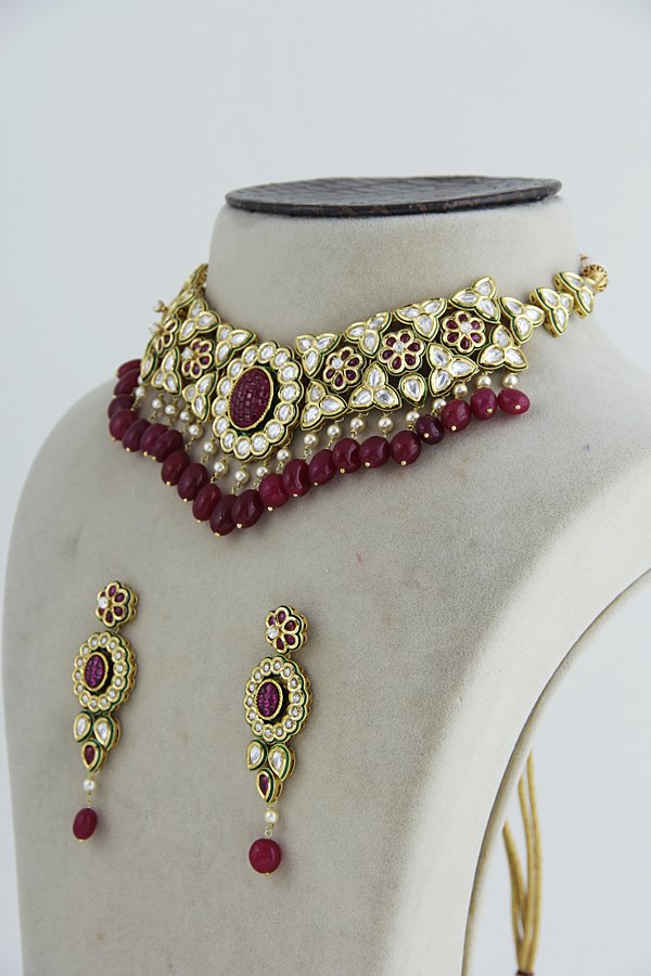 Jadau Kundan Ruby Red Choker Necklace Set - Rent Jewels