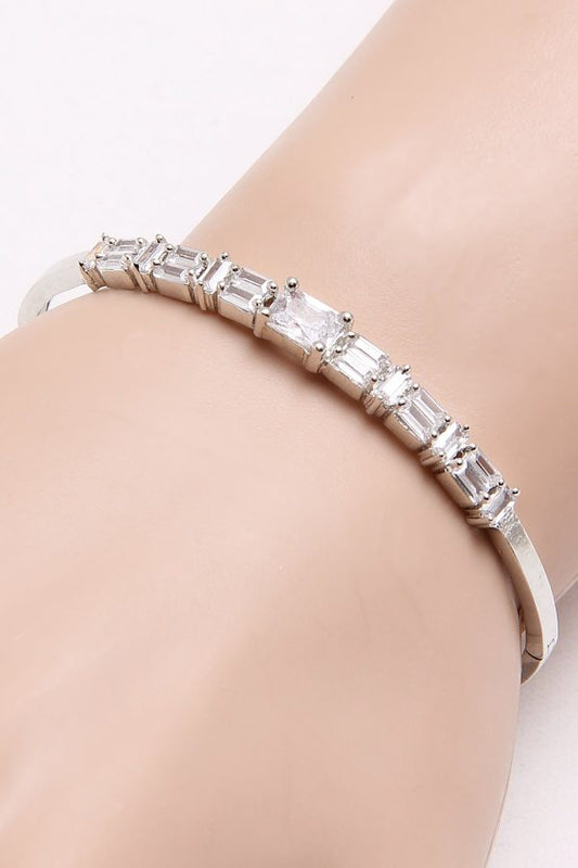 Signity Diamonds Silver Bracelet Bangle - Rentjewels