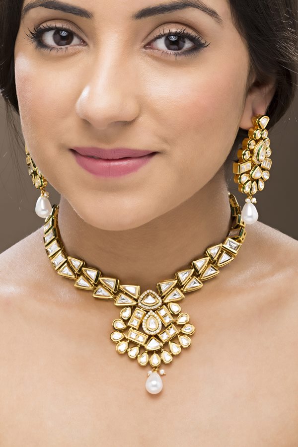 Elegant Polki Kundan Necklace Tika Set - Rentjewels