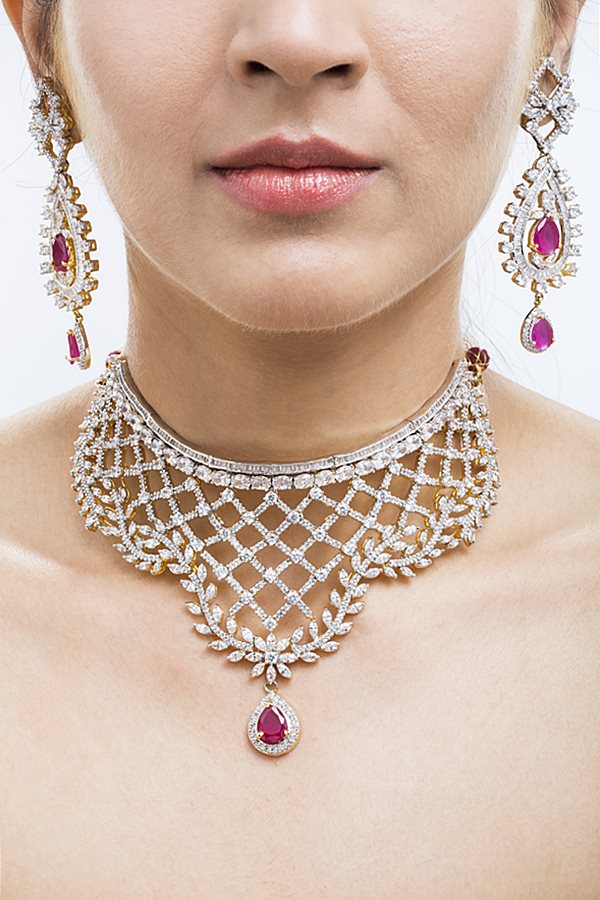 Gorgeous Diamonds Ruby Choker Necklace Set