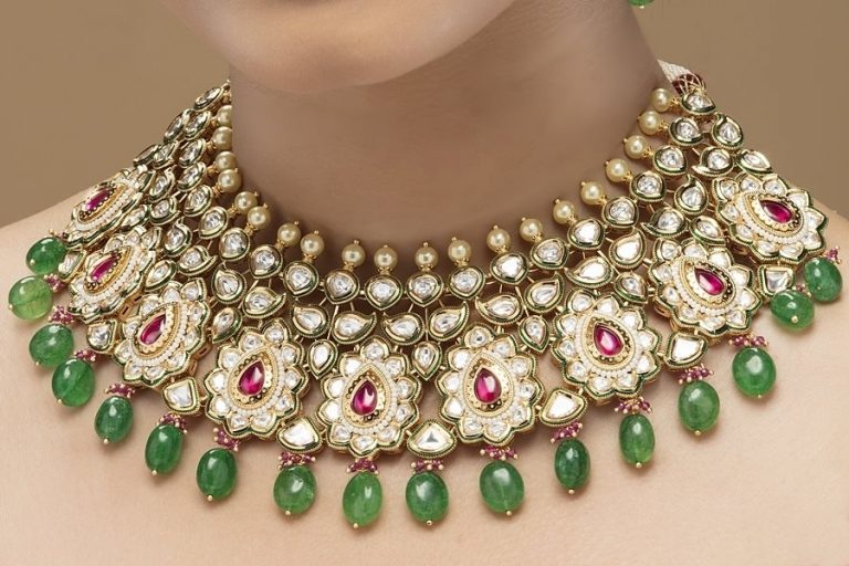 Top-Of-Line Polki Kundan Emerald Green Necklace Set - Rent Jewels