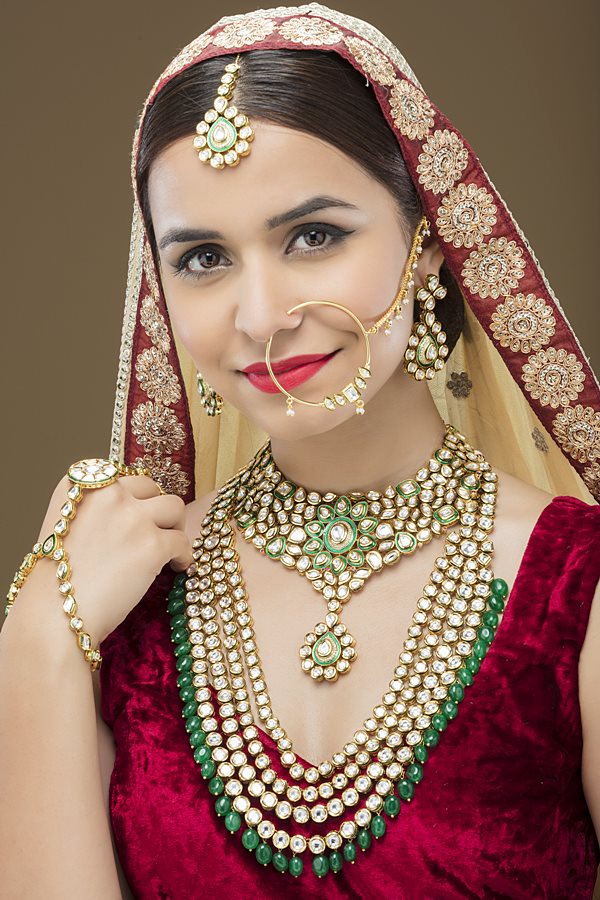 Graceful Polki Kundan Green Enamel Full Bridal Set - Rent Jewels