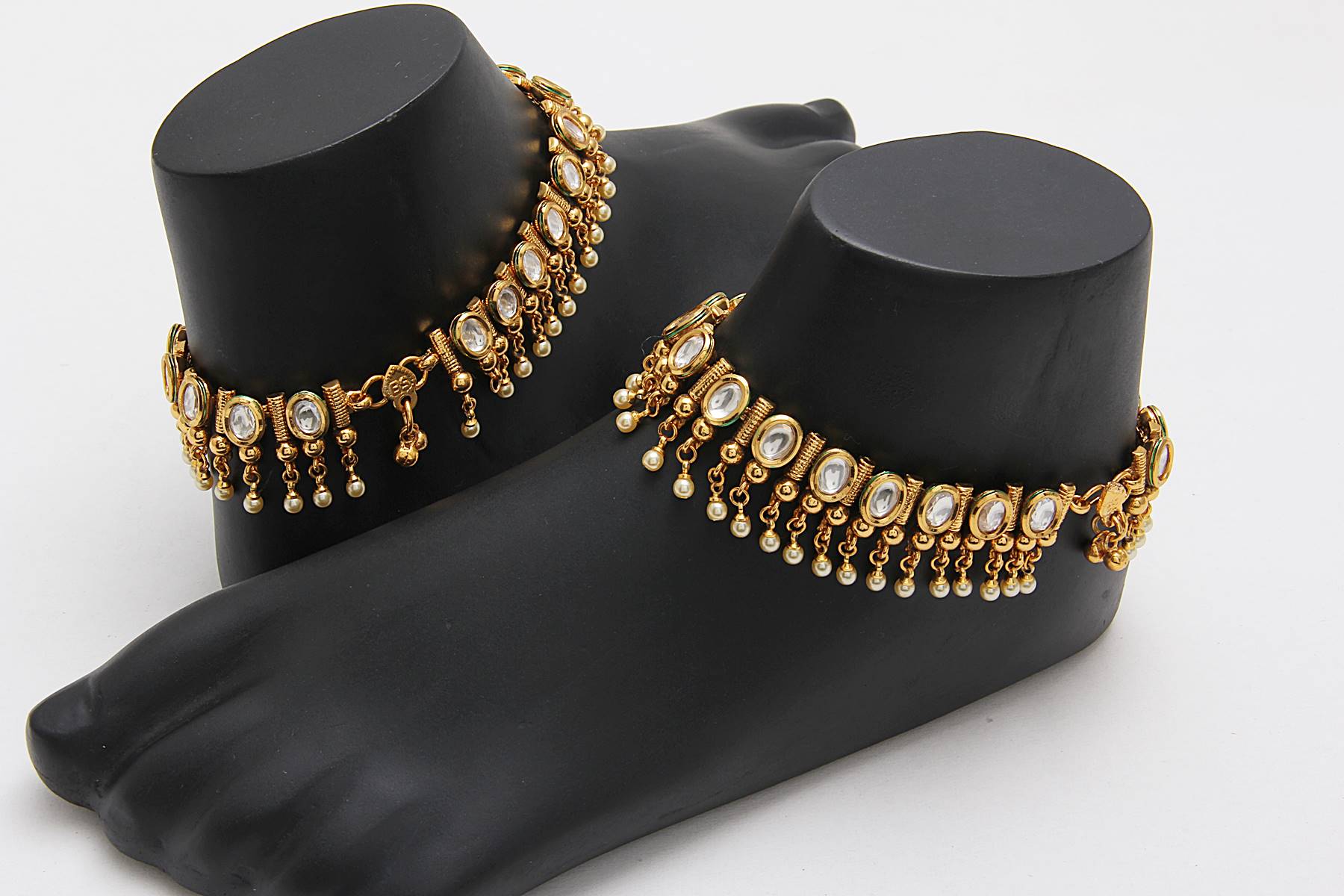 Kundan Antique Gold Anklets Payal Pair - Rent Jewels