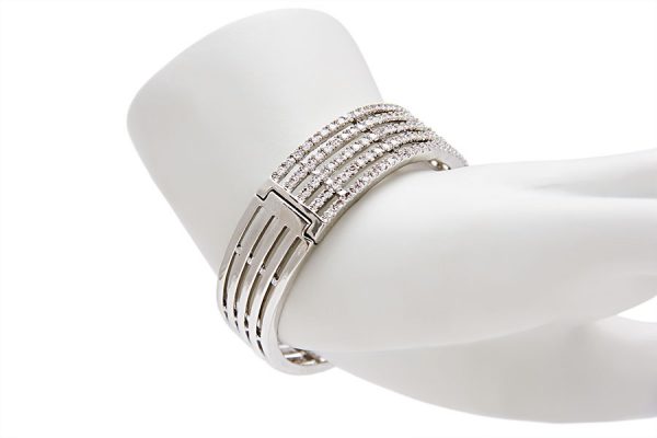 Signity Diamond Openable Broad Bracelet - Rentjewels