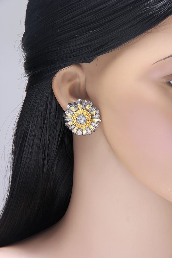 Victorian Black Gold Stud Earrings