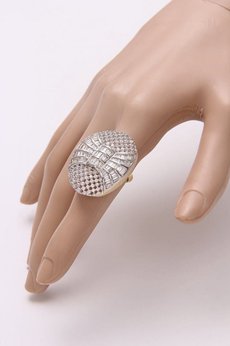 Adjustable Signity Diamonds Cocktail Ring