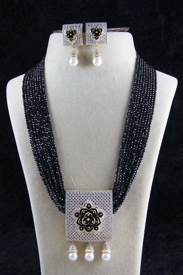 Layered Signity Diamonds Black Spinel Pendant Necklace Set - Rentjewels