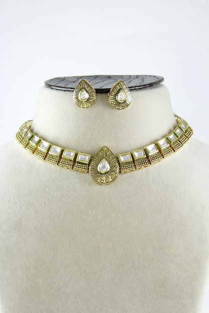 Antique Oxidised Gold Kundan Necklace Set