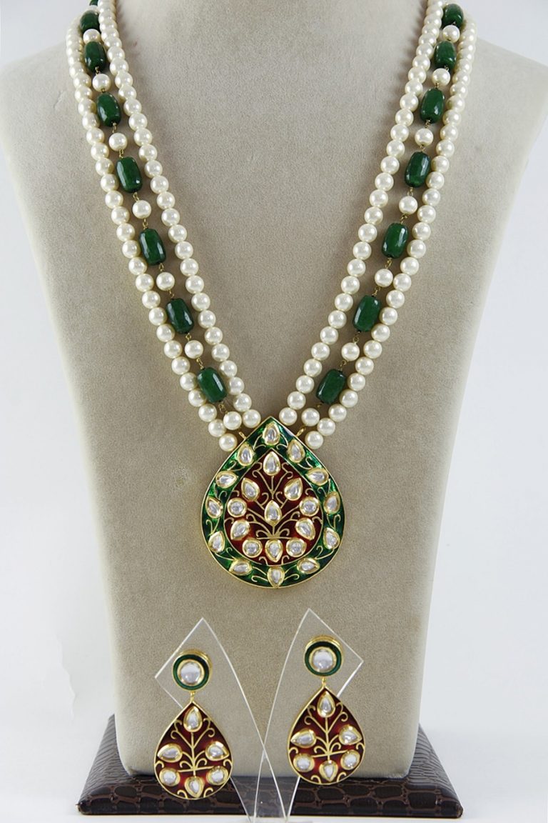 Green Meena Kundan Pendant Pearls Necklace Set - Rent Jewels