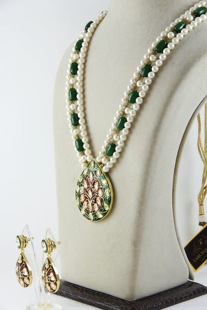 Delicate White Pearls Kundan Choker Necklace Set - Rent Jewels