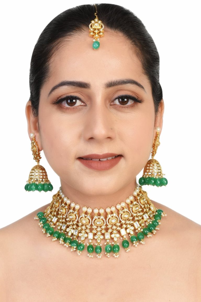 Kundan Choker Bridal Green Necklace Tika Set - Rentjewels