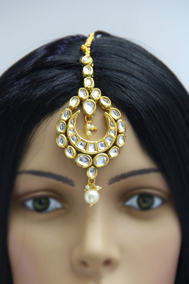 Kundan Round Pearl Drop Maang Tika - Rent Jewels